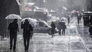 Sokağa Çıkma Yasağı Bittiği İlk Hafta Sonu İstanbul'a Sağanak Yağış Uyarısı 